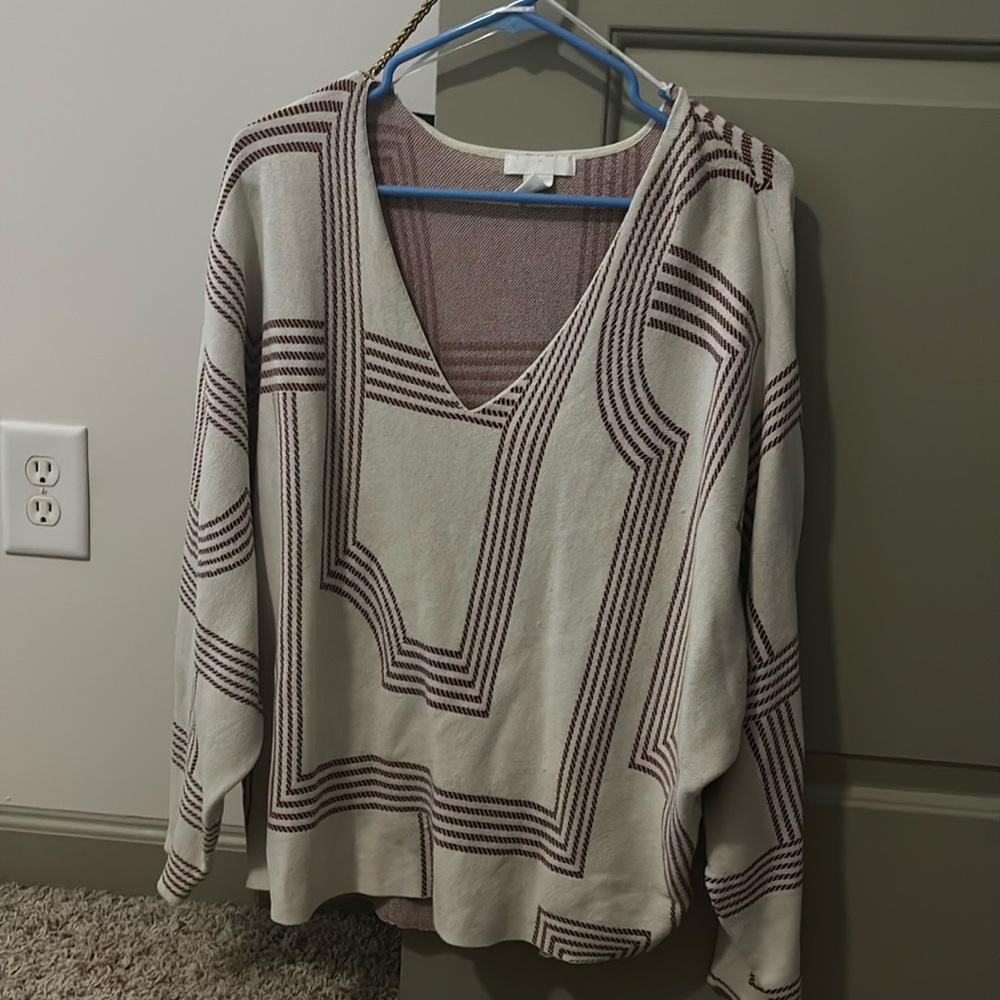 H&M V neck sweater